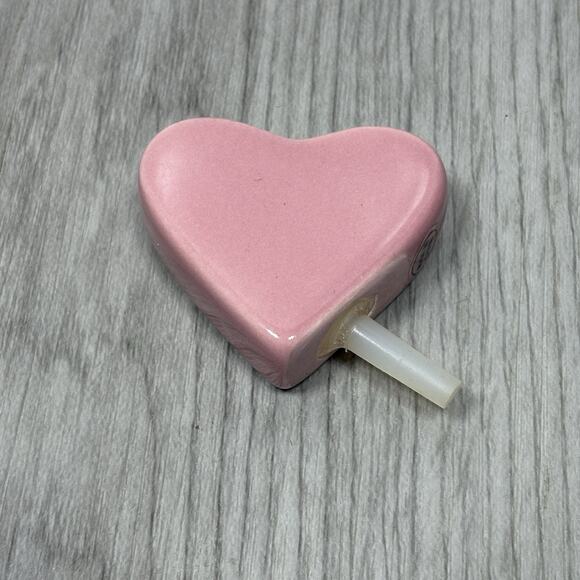 Nora Fleming RETIRED Be mine PINK HEART Mini A154 New - Picture 2 of 7